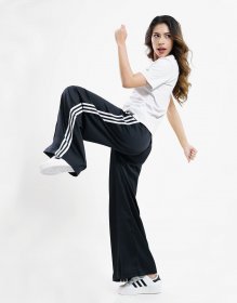 adidas Originals Adicolor Satin Wide Leg Trainingshose