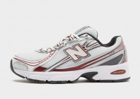 New Balance 740