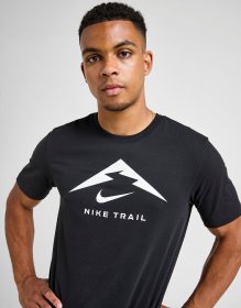 Nike Trail Graphic T-Shirt