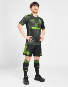 adidas Celtic FC 2025/26 Auswärts Shorts