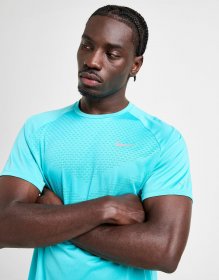 Nike Stride T-Shirt