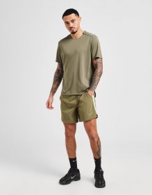 Nike Challenger 7" Shorts