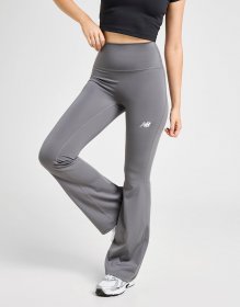 New Balance Essential Logo Flare Leggings