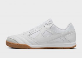 Nike Gato Women's
