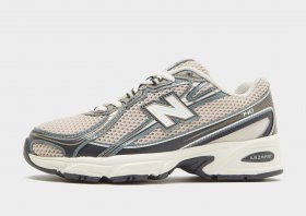 New Balance 740