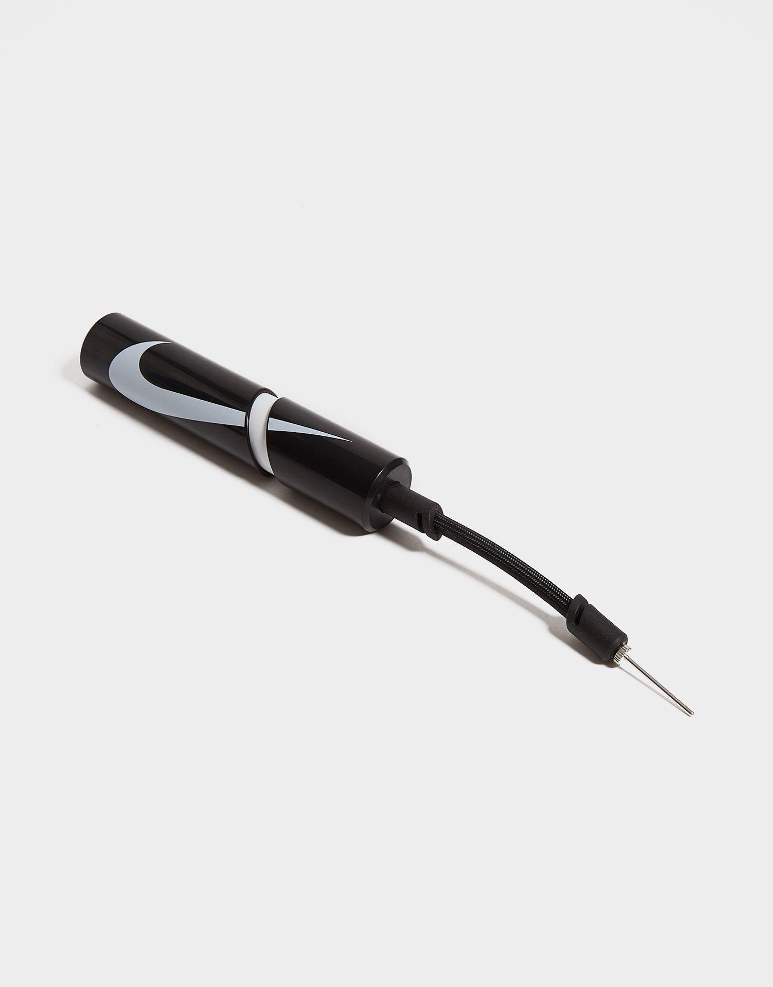 Nike Essential Ball Pumpe