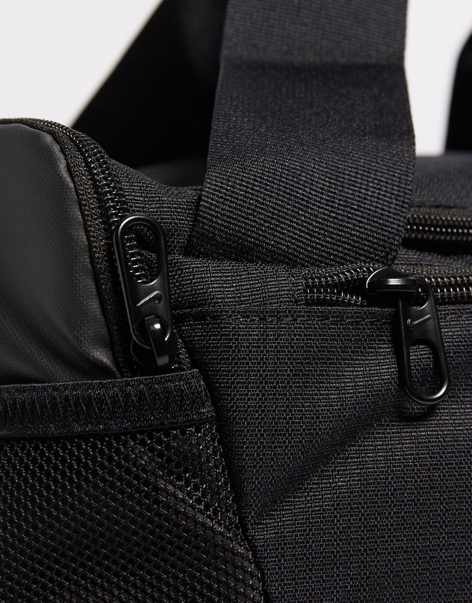 Nike Extra Small Bra Damensilia Bag