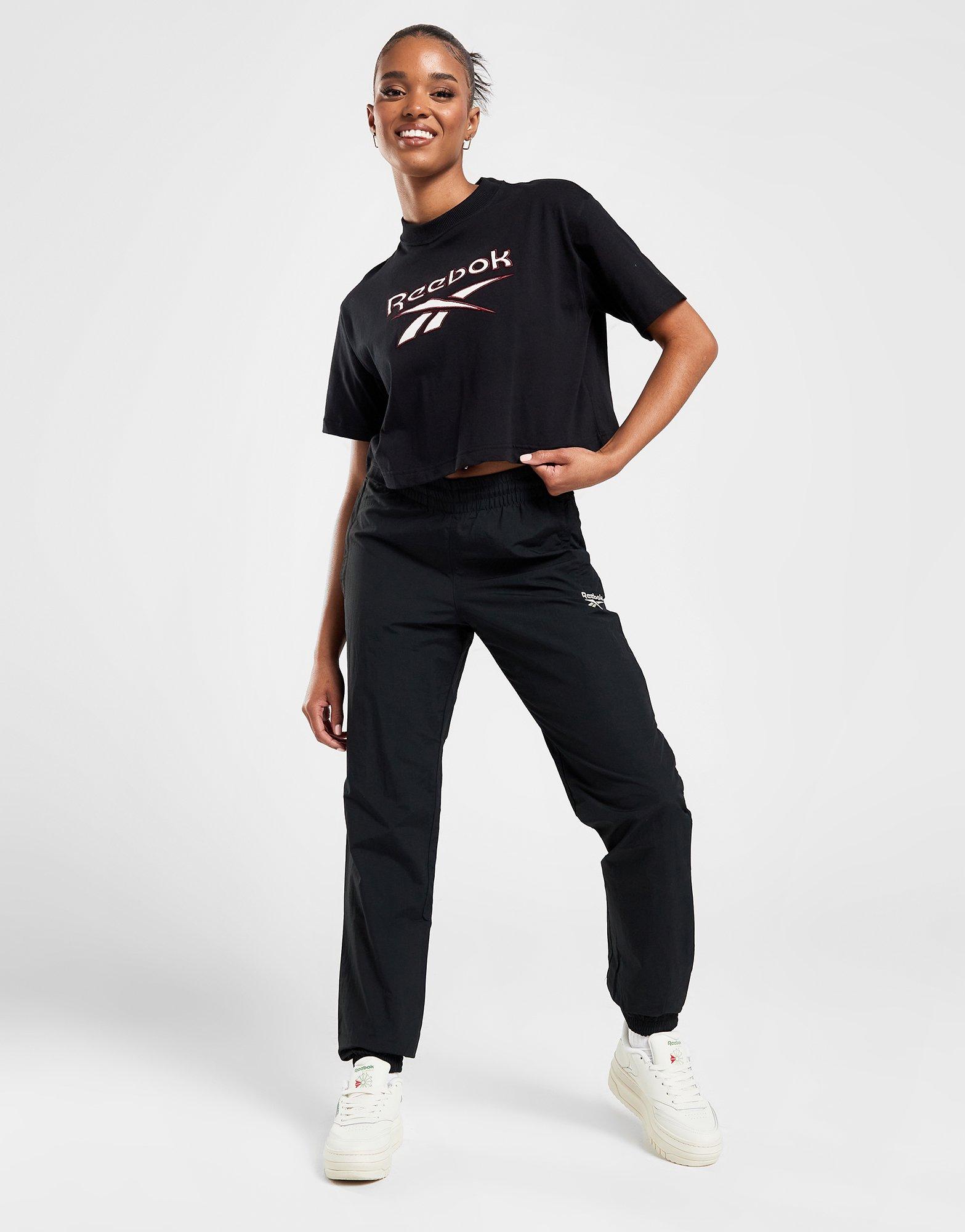 Reebok reebok classics big logo cropped t-shirt