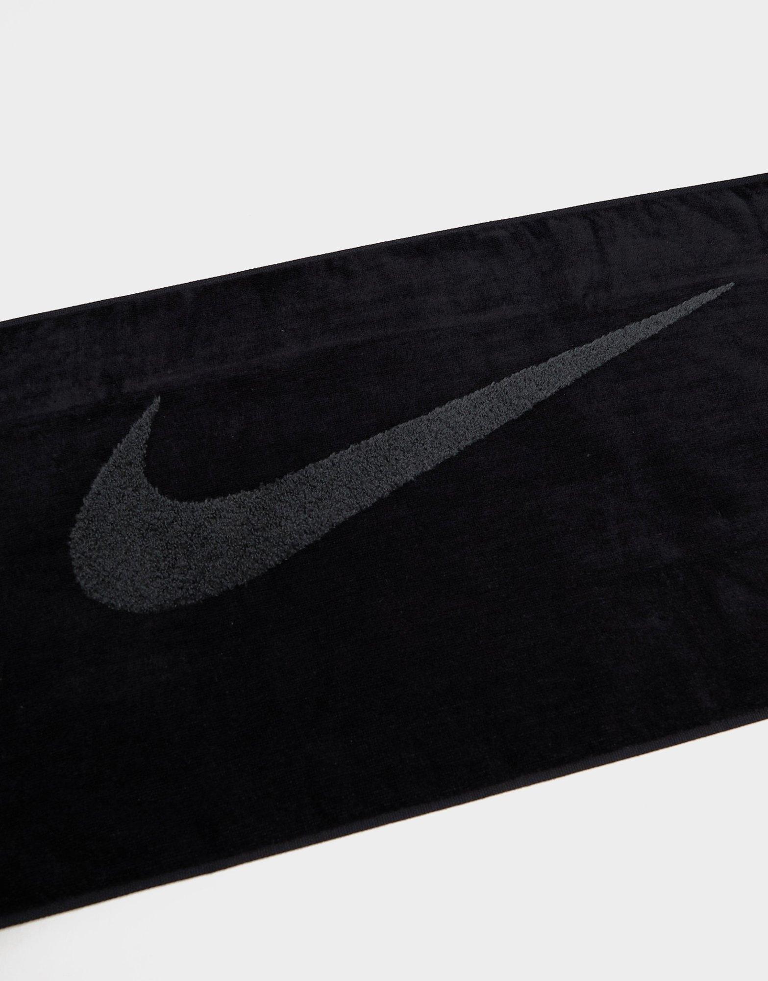 Nike Medium Sporthandtuch