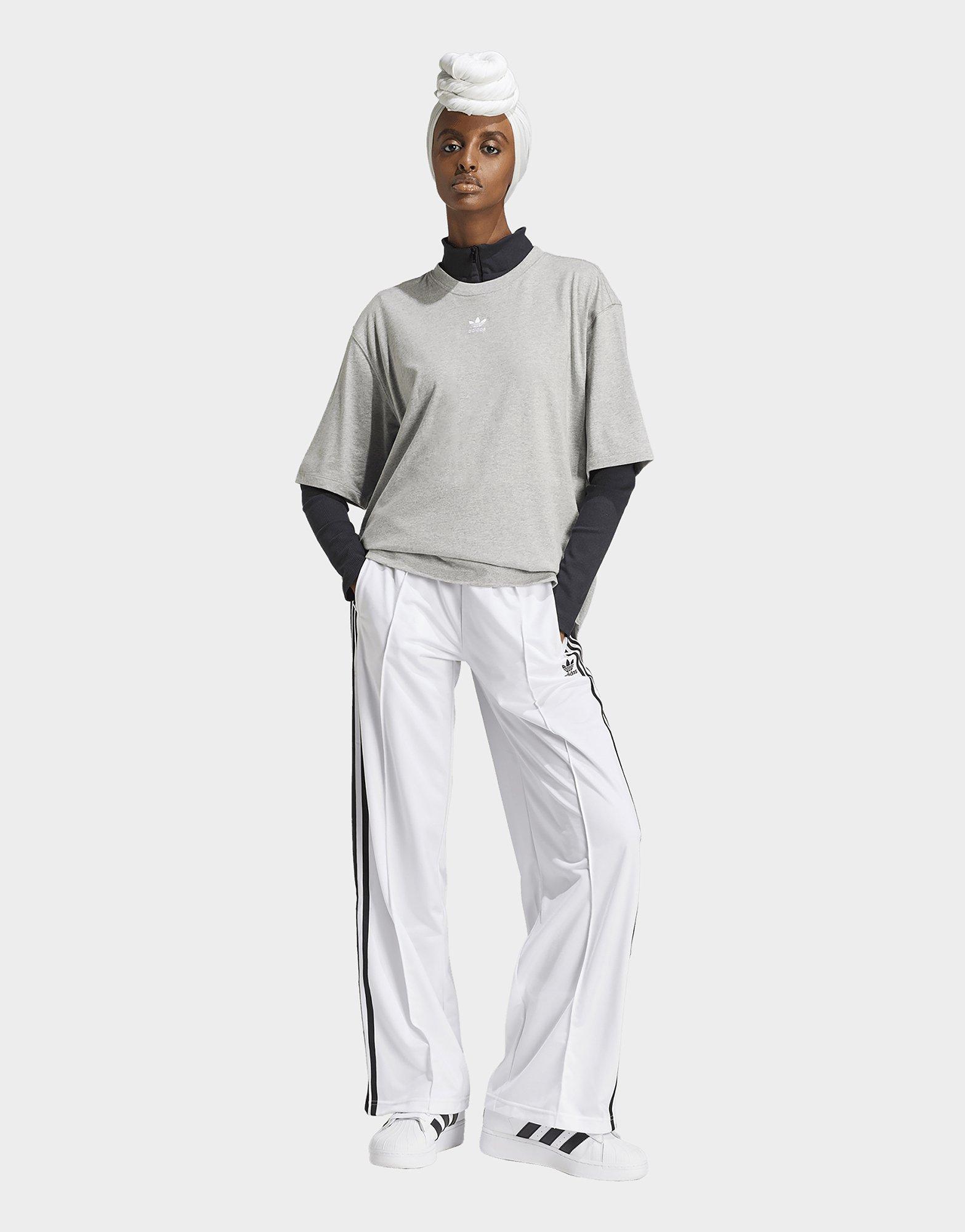 adidas Originals Essentials Boyfriend T-Shirt