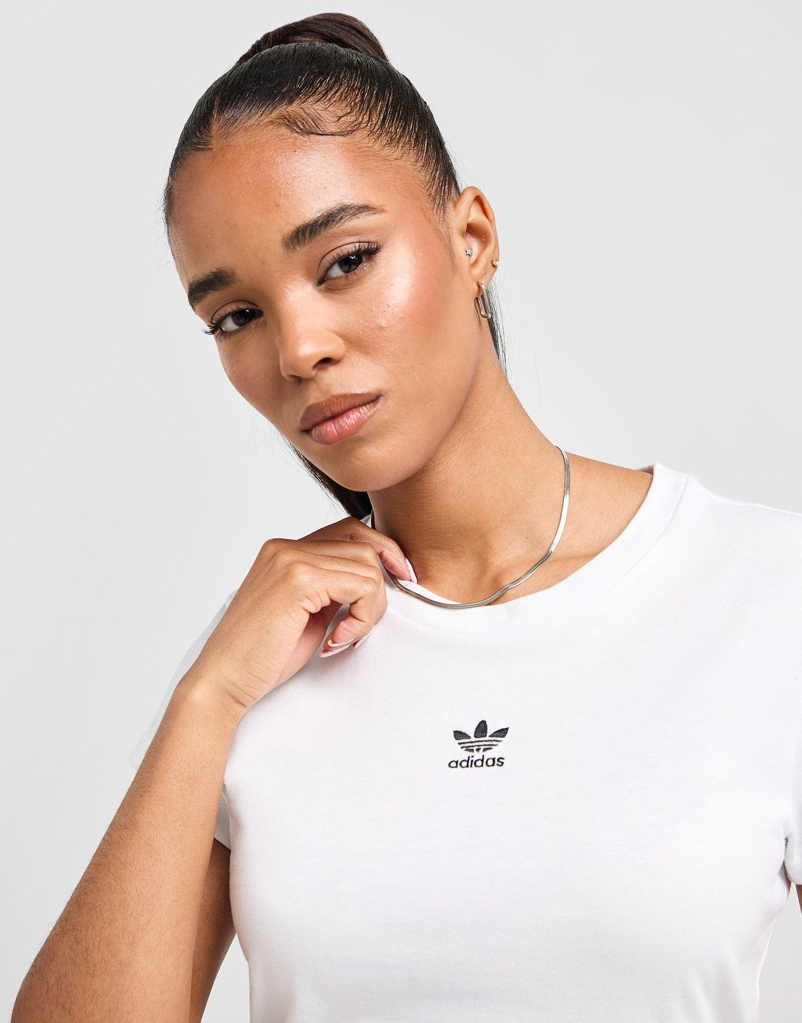 adidas Originals Essentials Slim T-Shirt