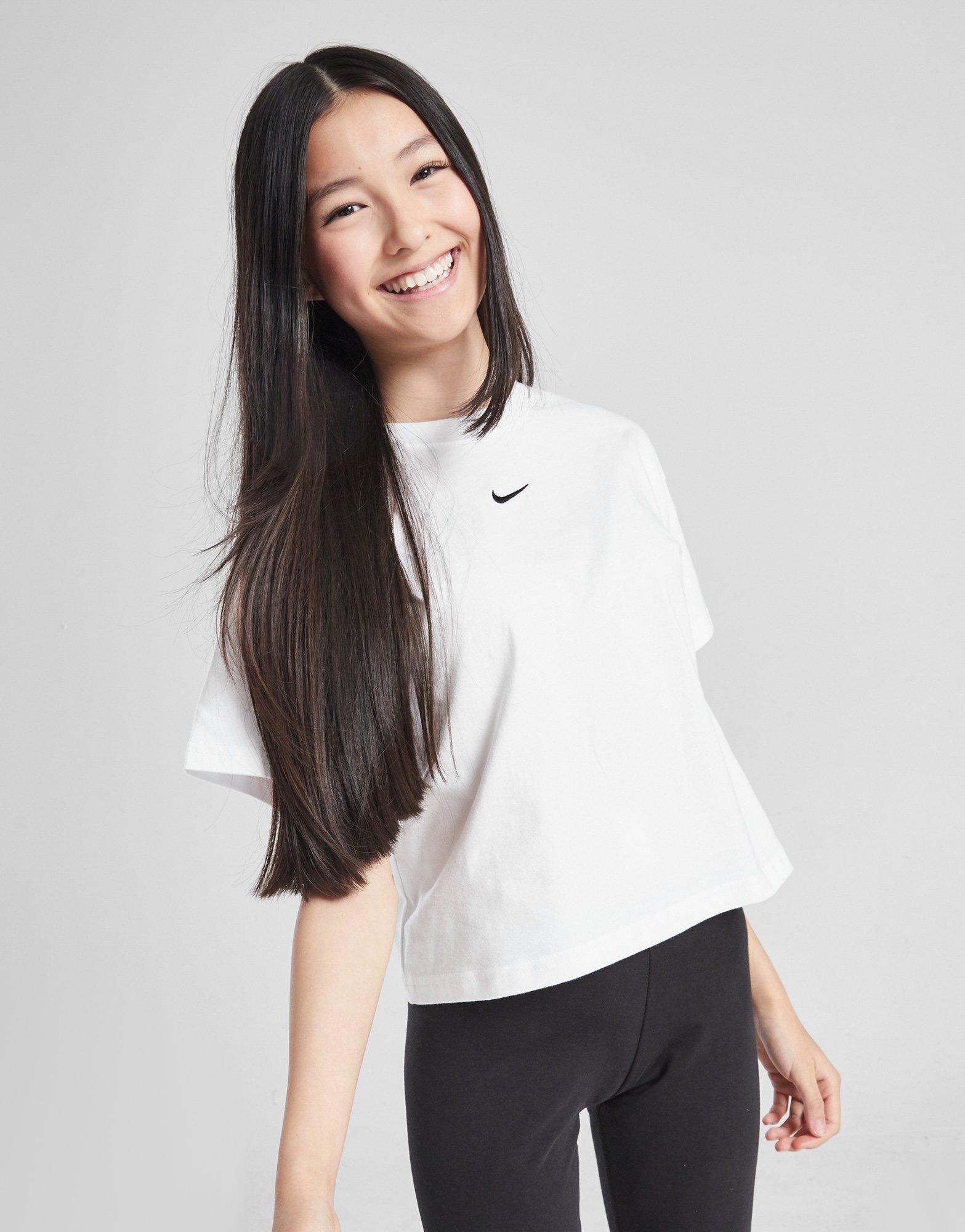 Nike Girls\' Boxy Essential T-Shirt Kinder