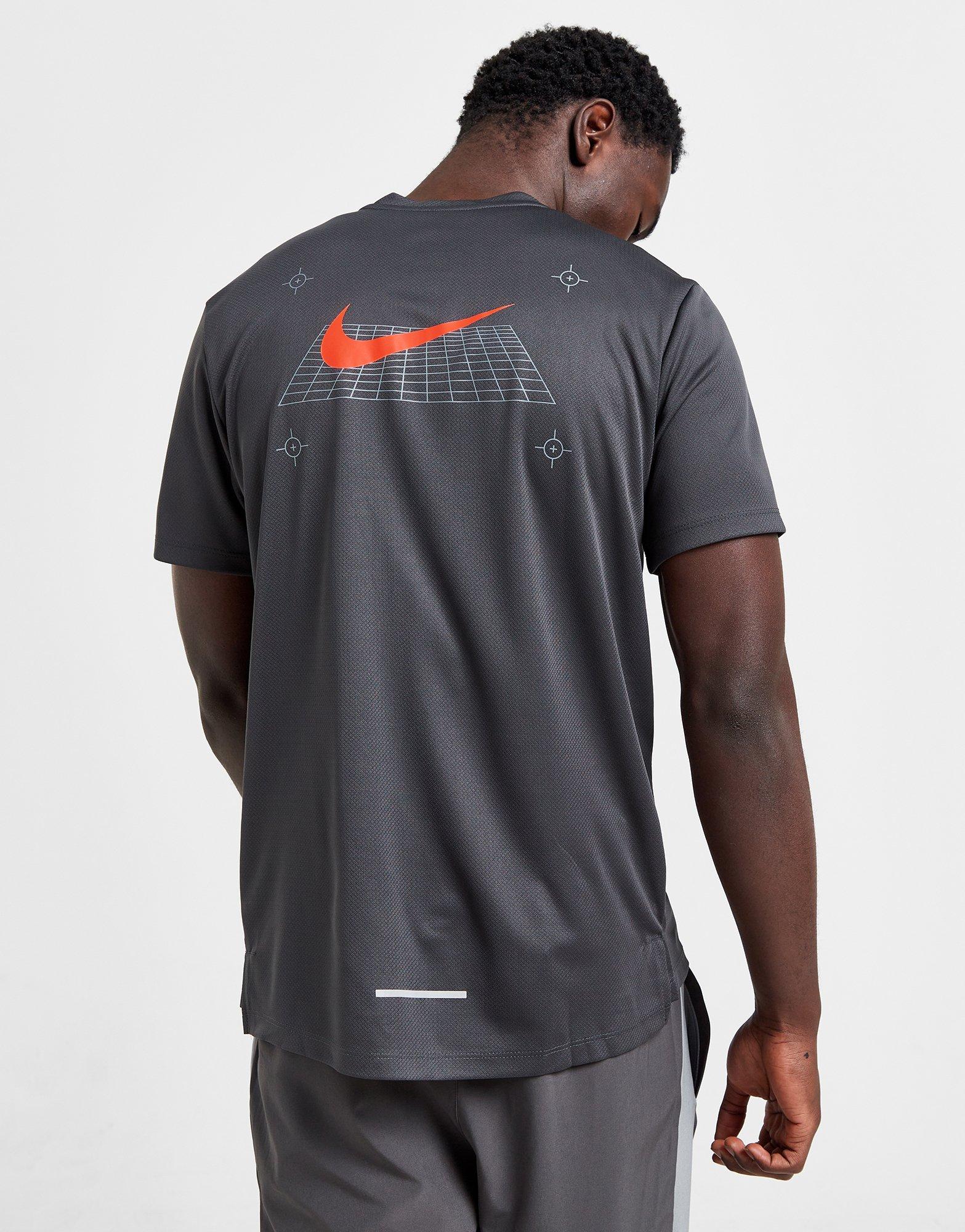 Nike Performance T-Shirt
