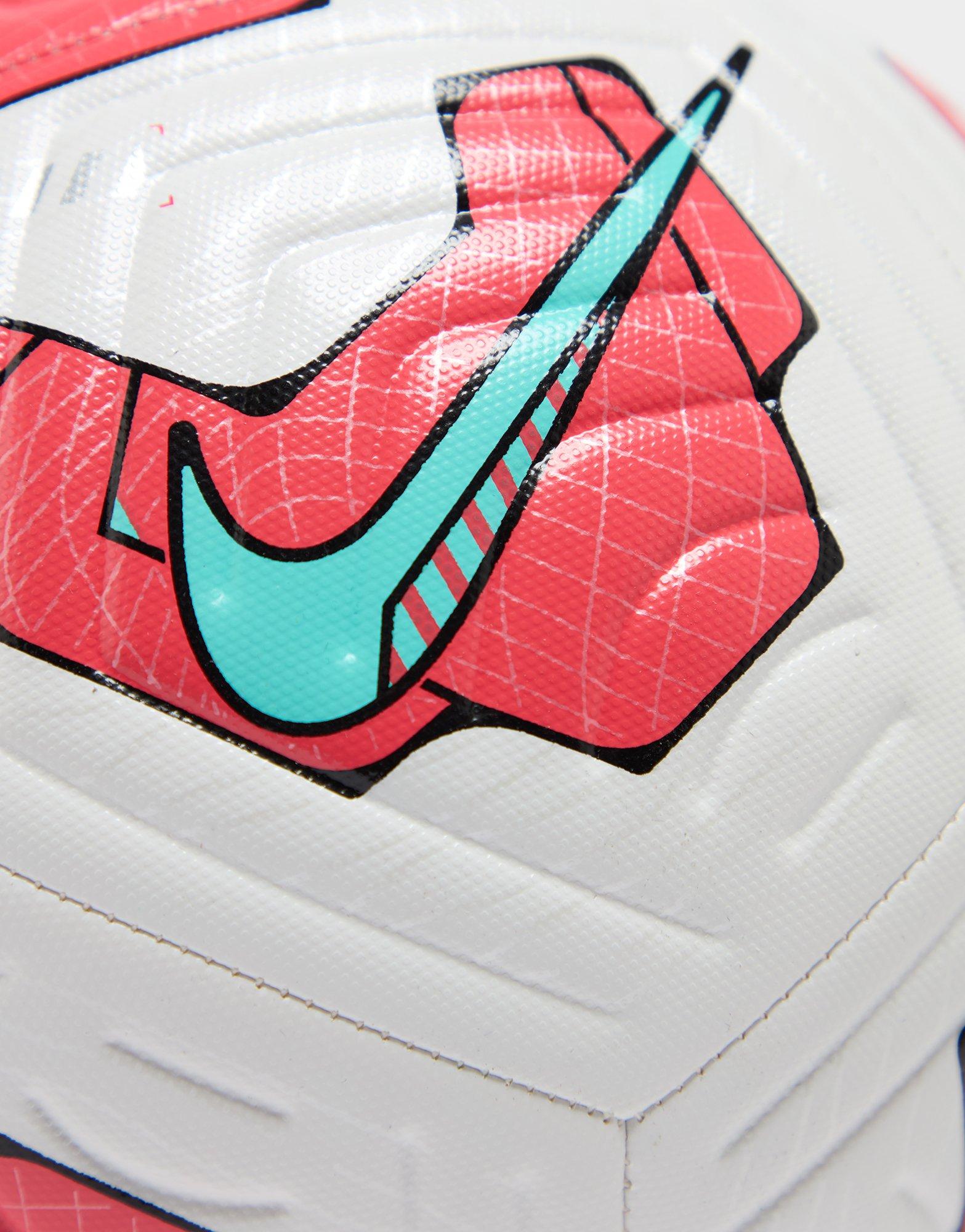 Nike Academy Fußball