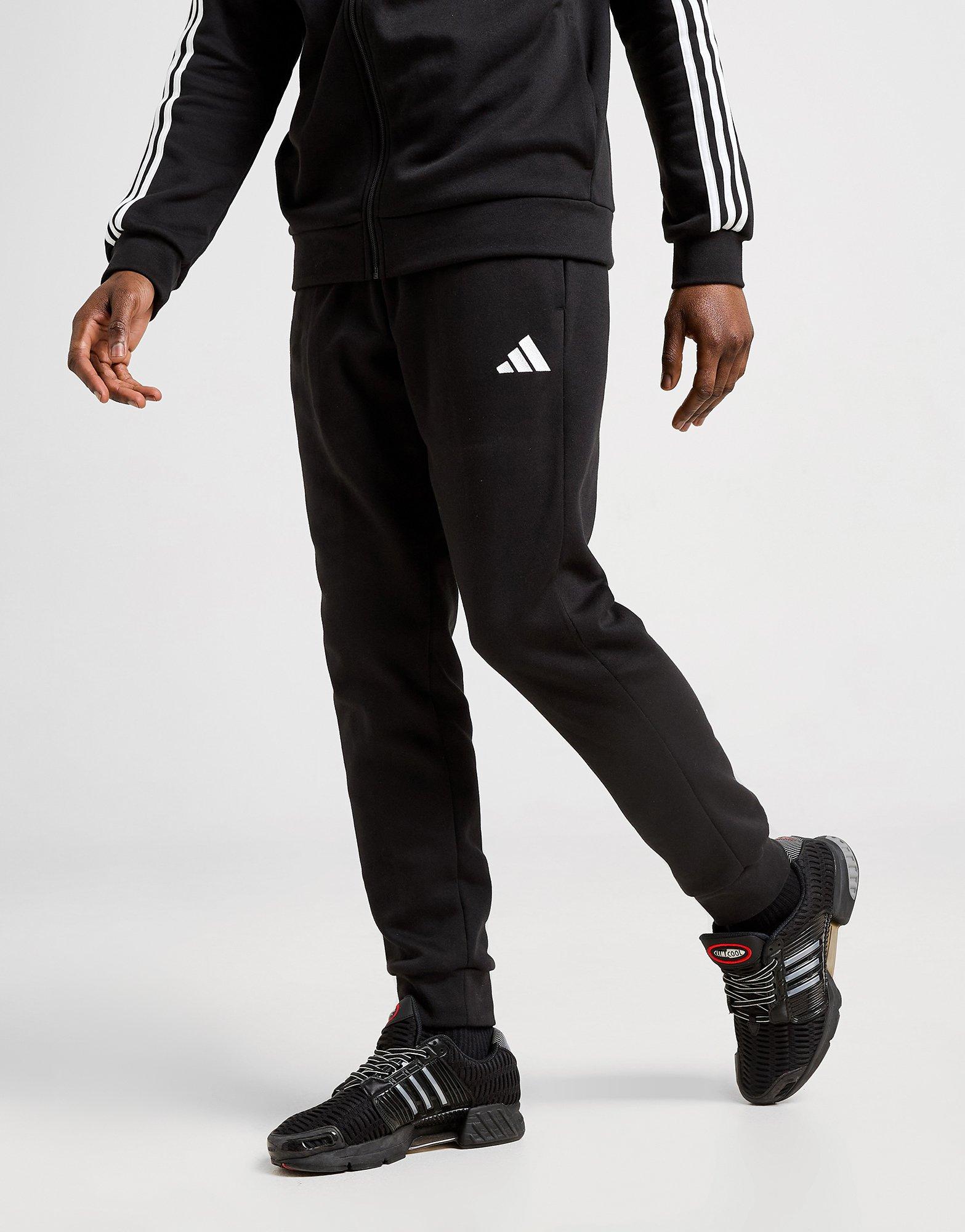 adidas Fleece 3-Streifen Trainingsanzug