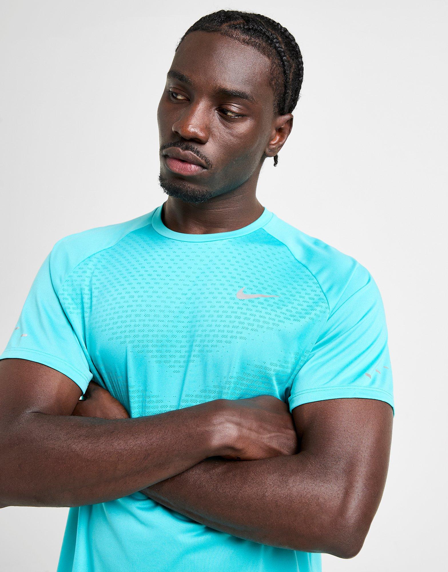 Nike Stride T-Shirt