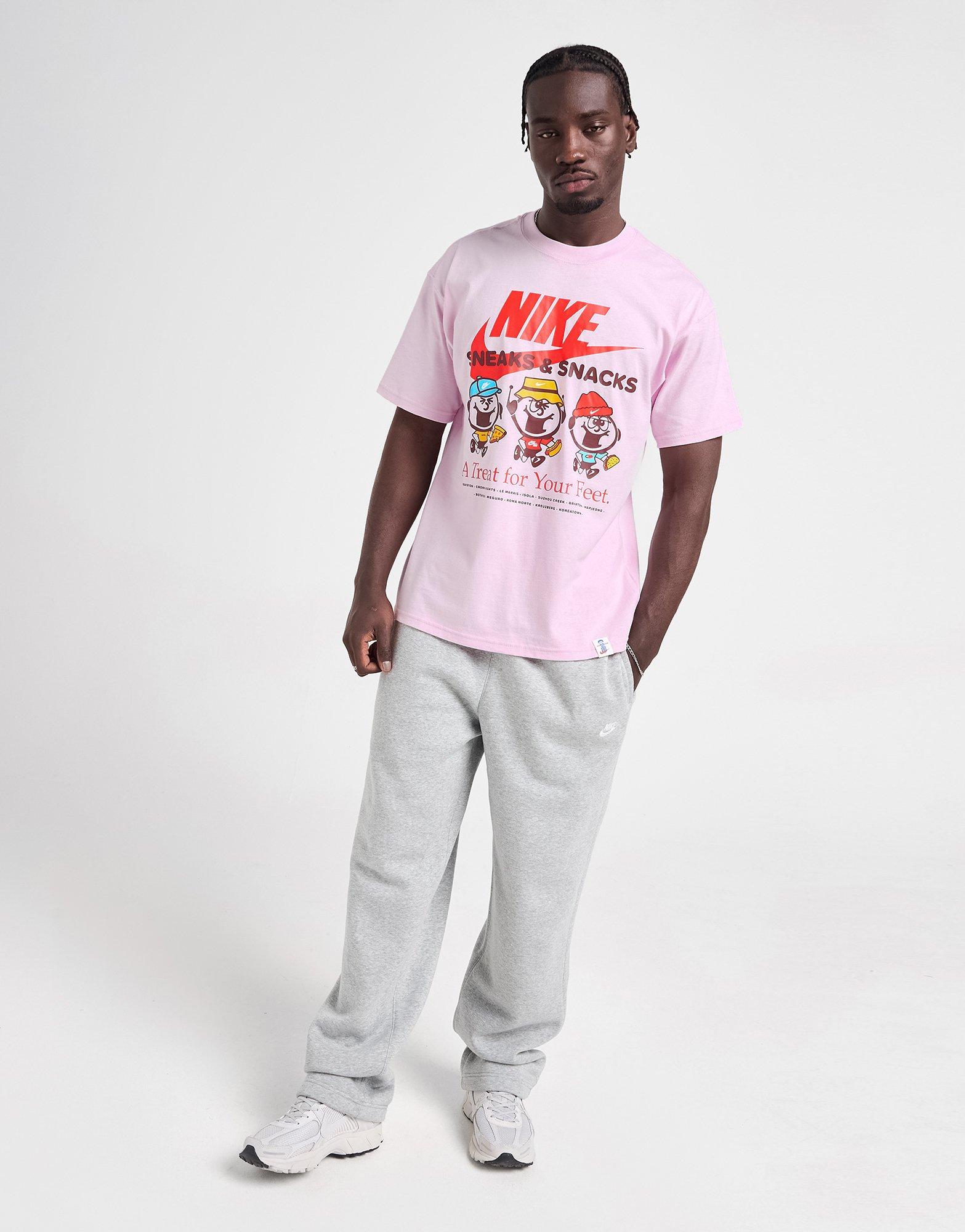 Nike Sneaks T-Shirt