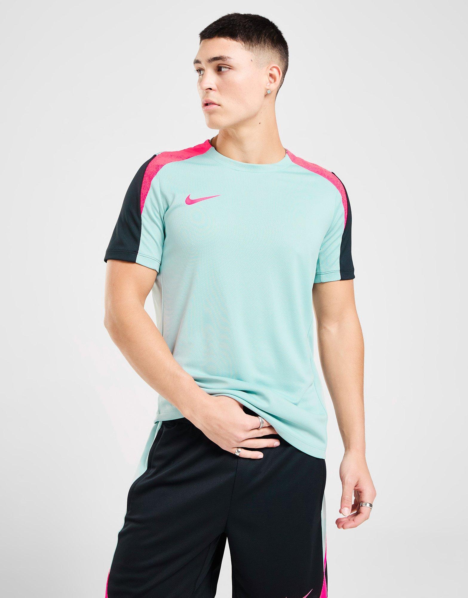 Nike Strike T-Shirt