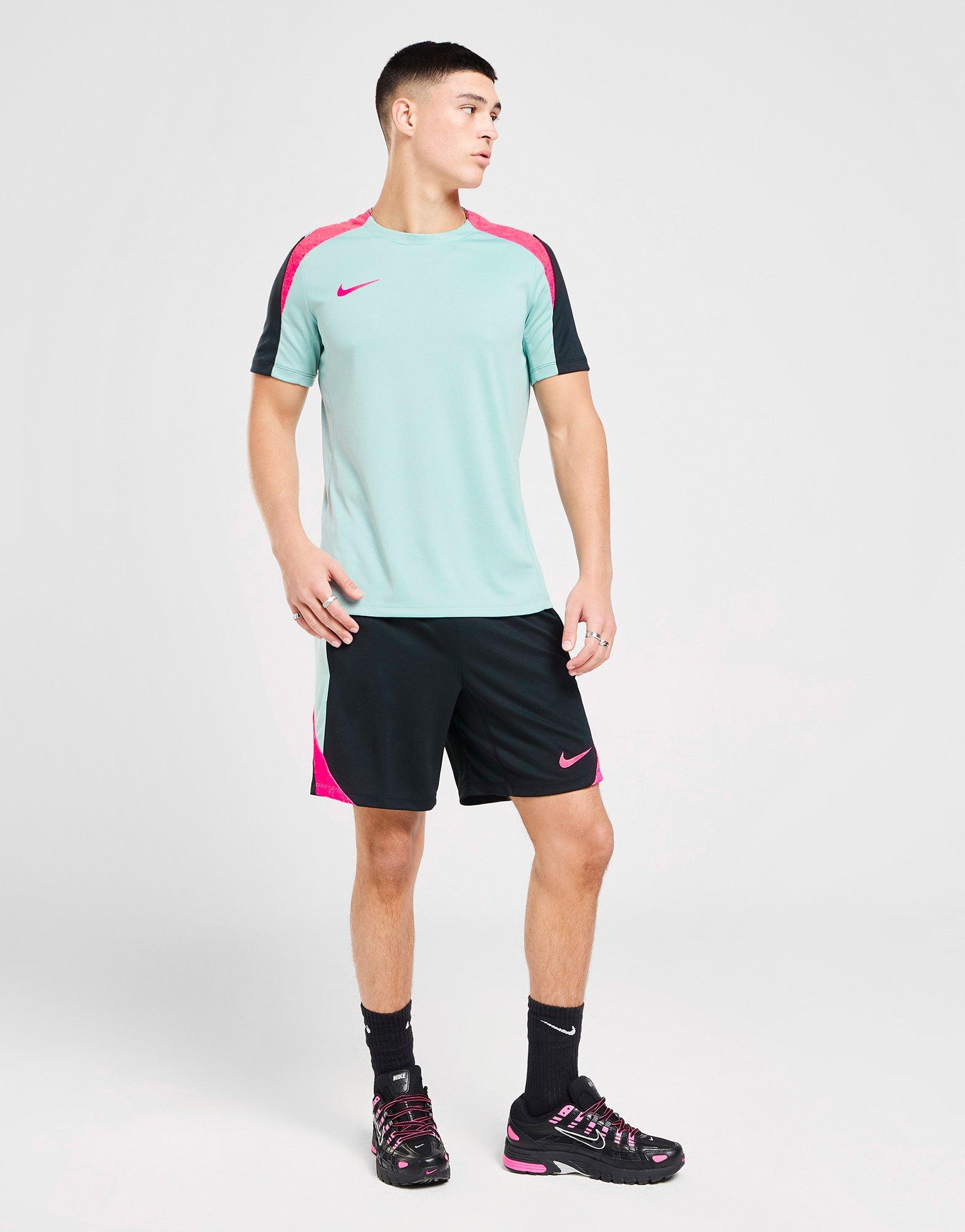 Nike Strike Shorts