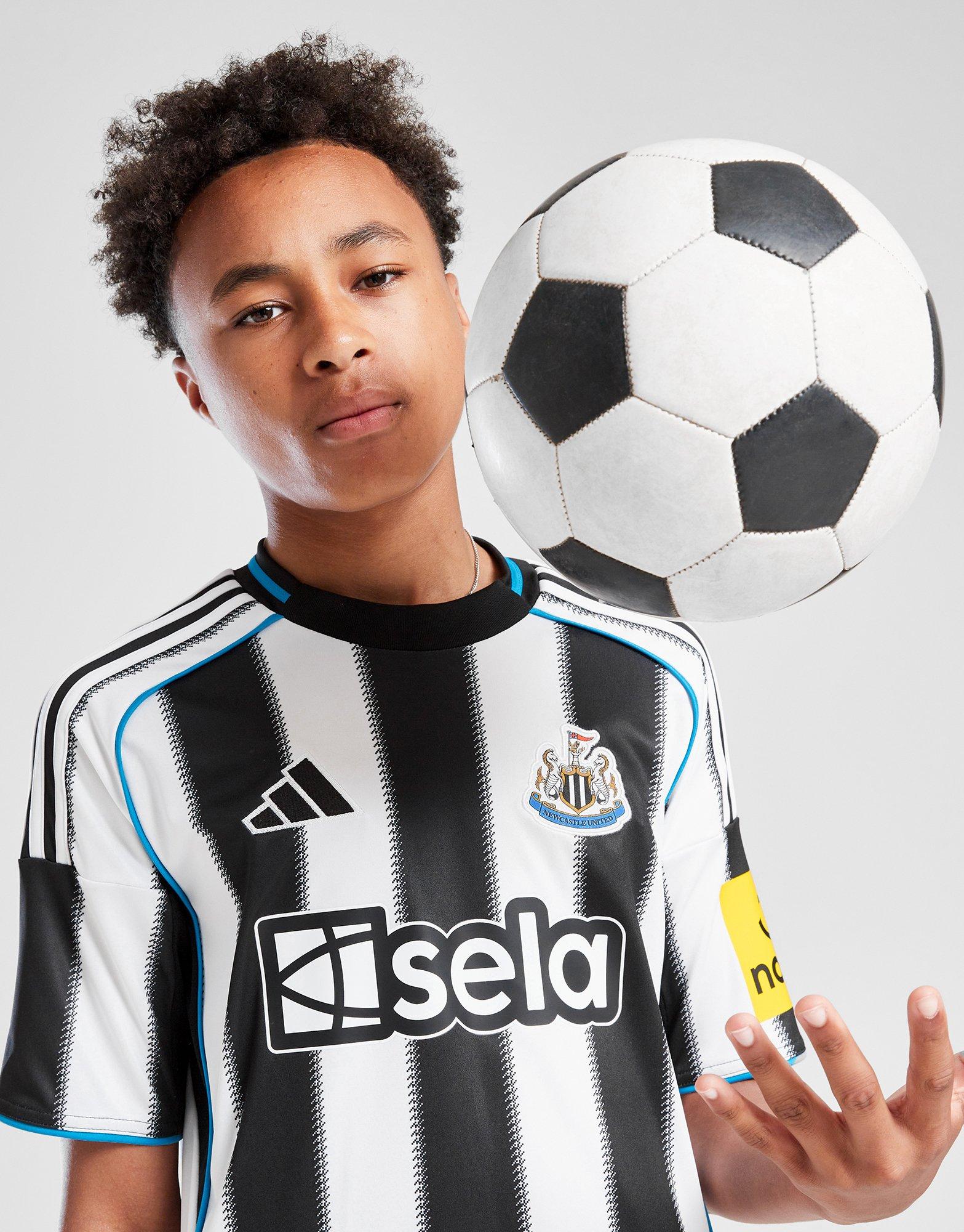 adidas Newcastle United FC 2025/26 Bruno G #39 Heim Shirt Kinder