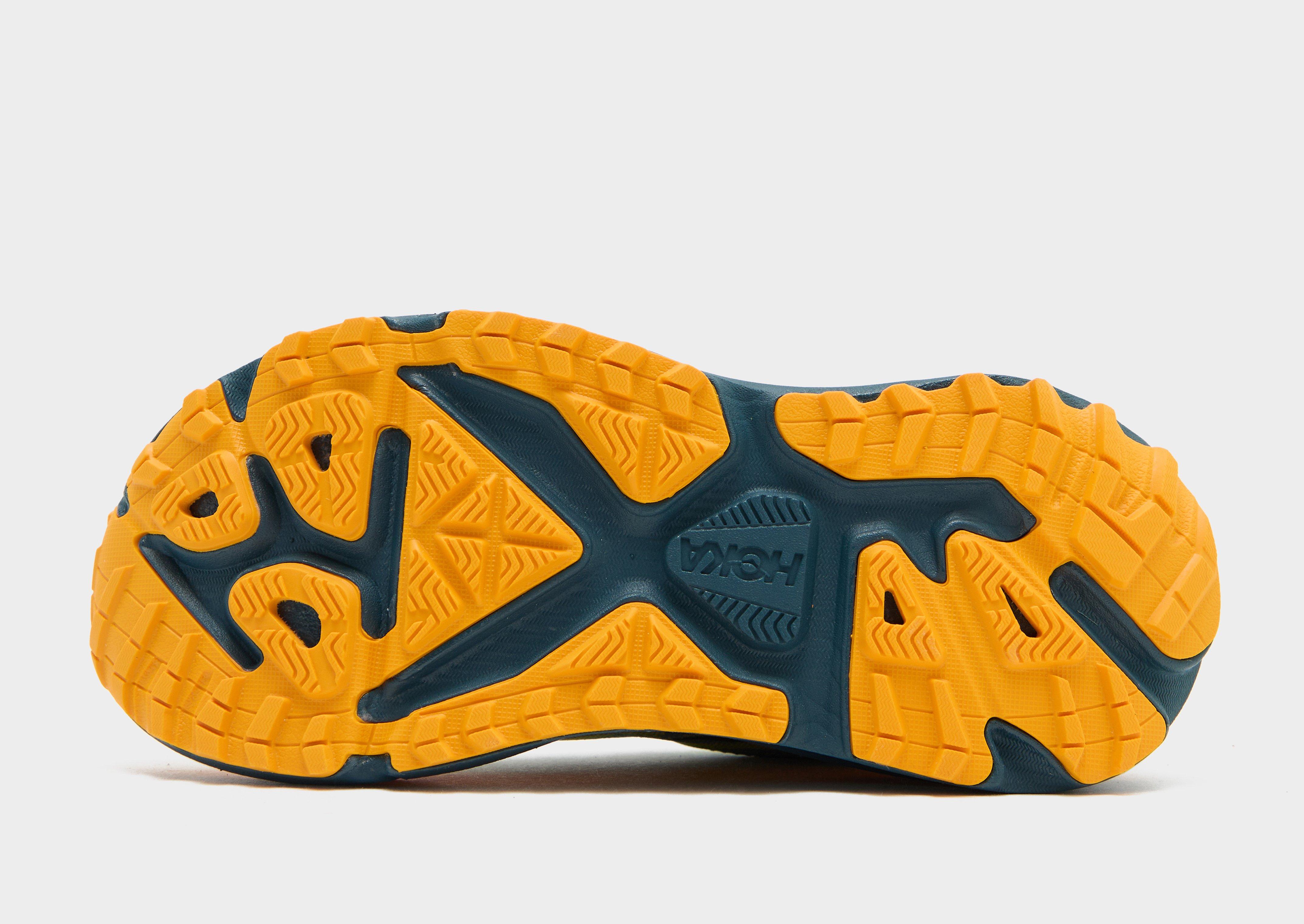 HOKA Stinson 7