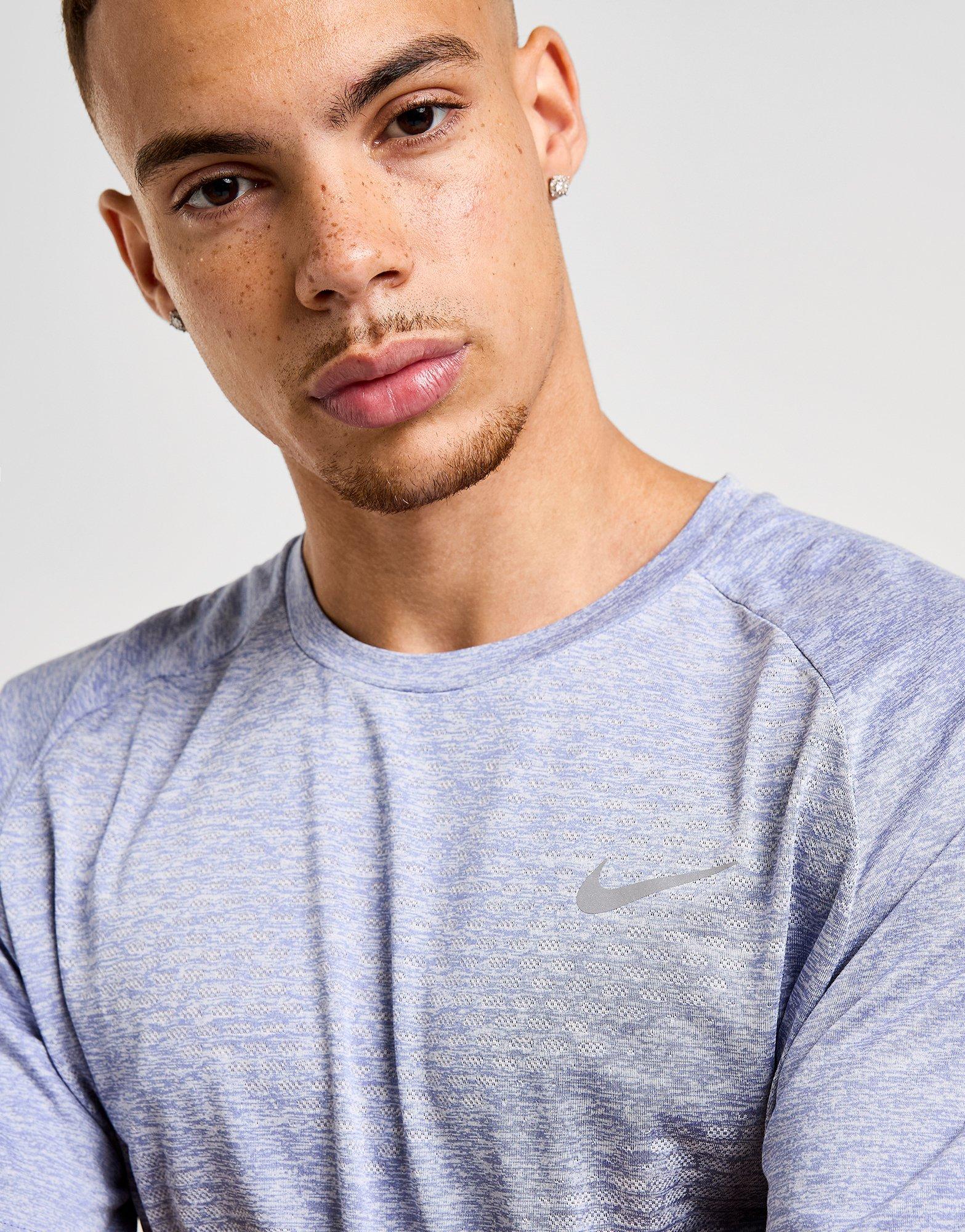 Nike Stride T-Shirt